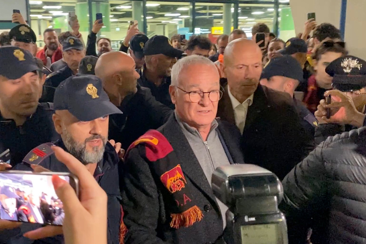 Claudio Ranieri Roma scarf